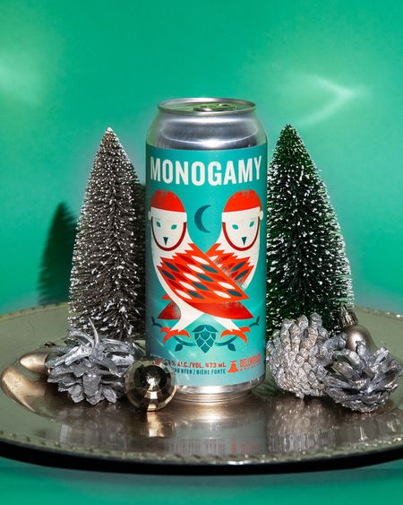 Holiday Monogamy (Loral)